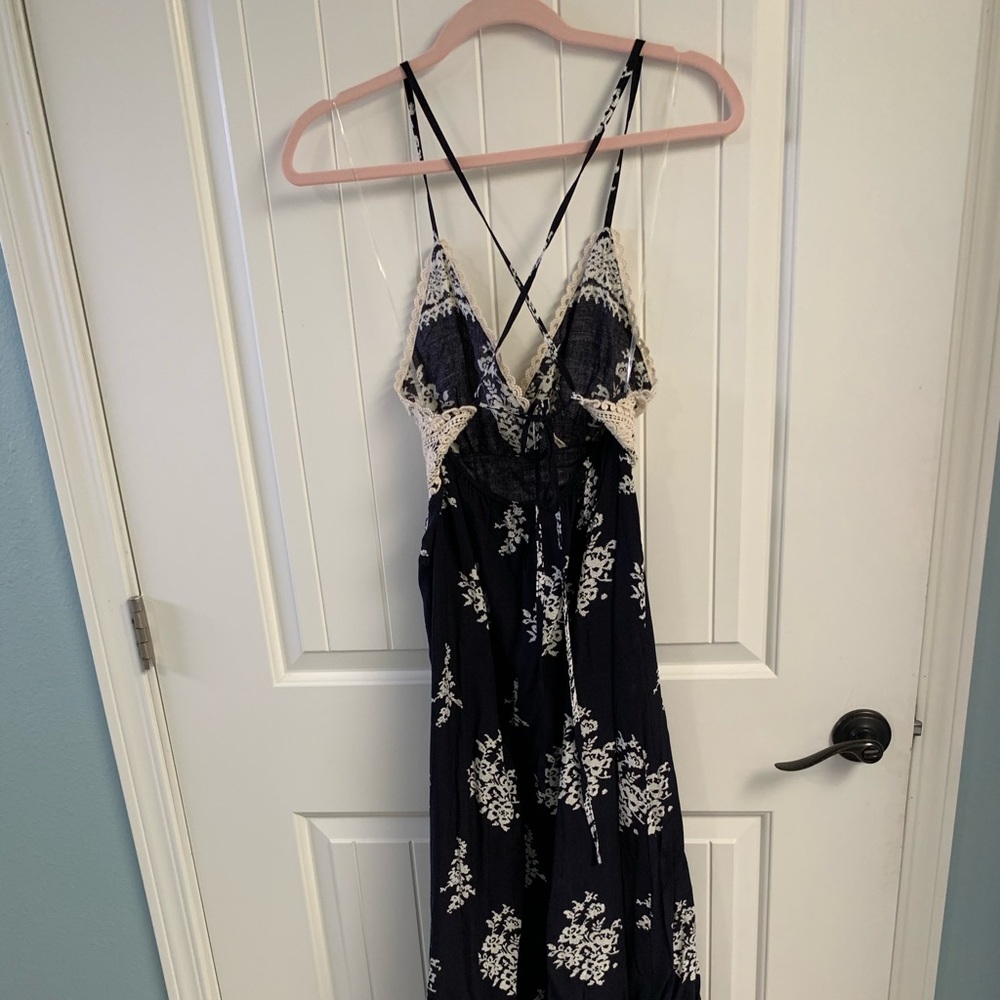 Sundress - Picture 2 of 3